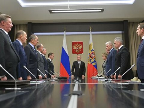 Putin Təhlükəsizlik Şurasında Qarabağı müzakirə etdi