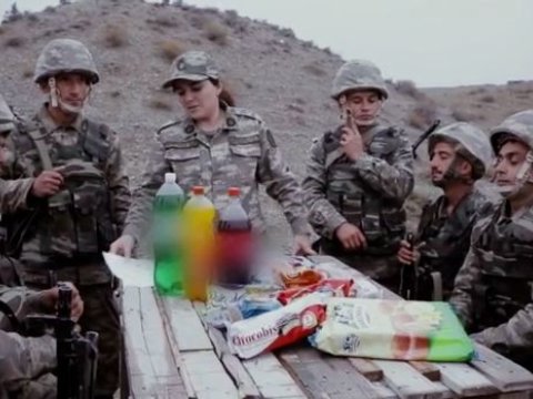 Braziliyalı Marlonun yolladığı şirniyyat əsgərlərimizə çatdı - VİDEO