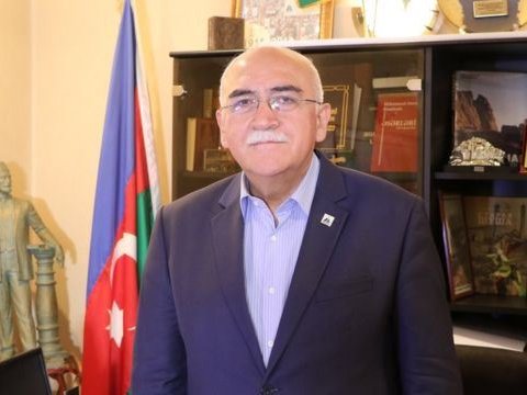 İsa Qəmbər İlham Əliyevi TƏBRİK ETDİ 