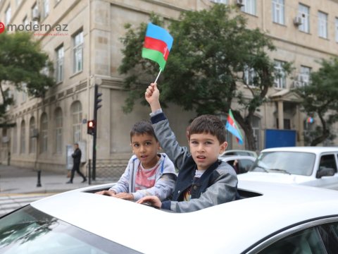 Bakı Şuşanın azad olunmasını qeyd edir - FOTOLAR