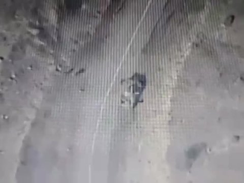 Laçın-Şuşa yolunda düşmənin tankı məhv edildi - VİDEO
