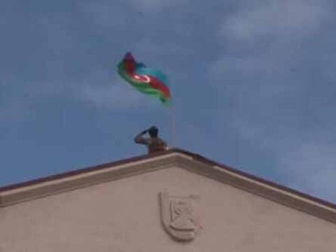 Bayraqlanan Şuşa, Şuşalaşan bayraq...
