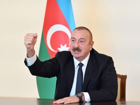 Bu günlər göstərdi ki, milli məsələlərdə biz hamımız birləşə bilirik - Ali Baş Komandan