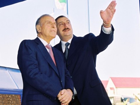 Qarabağın ən yüksək yerində Ulu Öndərlə İlham Əliyevin abidəsi ucaldılsın!  - Rektordan TƏKLİF 