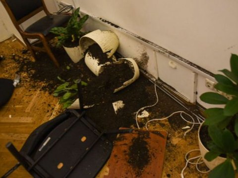 Paşinyanın iqamətgahına girən oğrular tutuldu