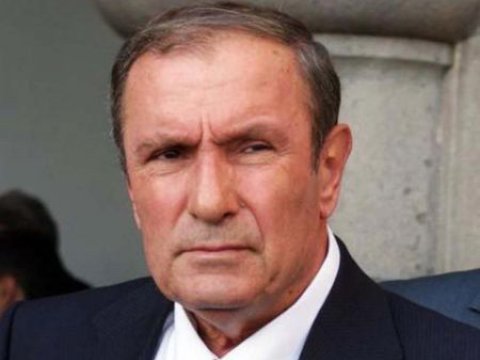 Levon Ter-Petrosyan xalqına müraciət etdi - məğlubiyyətlə barışmaq lazımdır