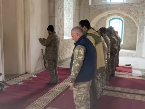28 ildən sonra Şuşada cümə namazı qılındı - VİDEO
