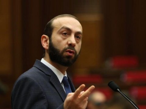 Döyülən erməni spiker əməliyyat olundu