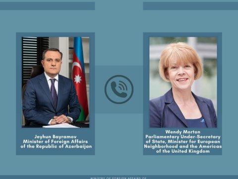 Ceyhun Bayramov Böyük Britaniyanın dövlət naziri ilə danışıb