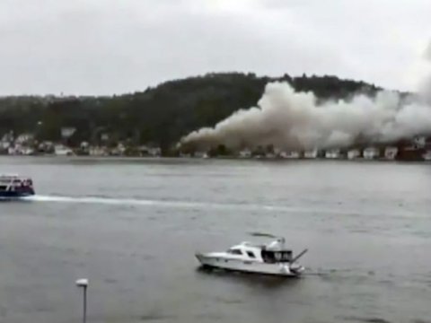 İstanbulda tarixi Vaniköy məscidində yanğın