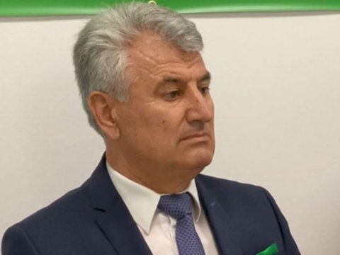 Koronavirusdan ölən şəxs seçkilərdə qalib gəldi