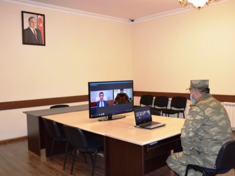 İcra başçısı vətəndaşları onlayın qəbul edib - FOTO