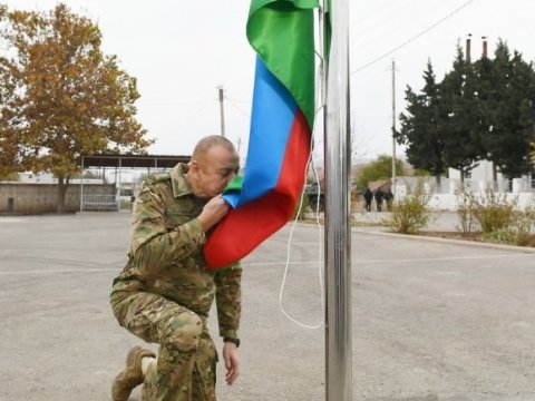 Milli Dirçəliş Gününə xoş sürpriz