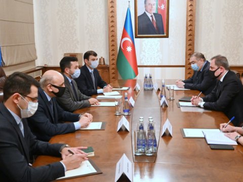 Ceyhun Bayramov Taha Ayhanla görüşdü