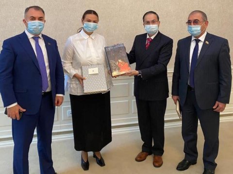  Azərbaycan-Pakistan parlamentlərarası əlaqələr üzrə işçi qrupunun üzvləri səfirlə görüşdülər