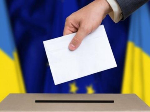 Ukraynada 8 soydaşımız deputat seçildi