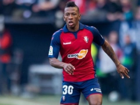Pasportunu itirən futbolçu İspaniyaya qayıda bilmir
