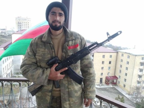 Qəhrəmanlarımızı tanıyaq - Şuşa məscidində ilk azanı oxuyan əsgər - FOTOLAR 