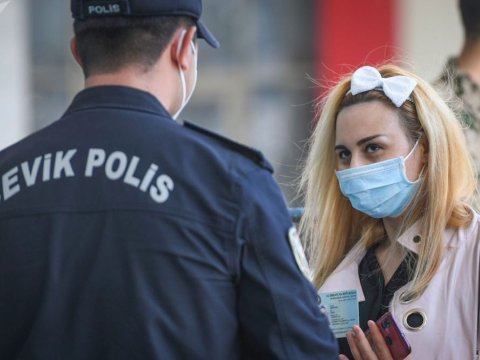 Açıq havada maska taxmayanlar 100 manat CƏRİMƏLƏNƏCƏK