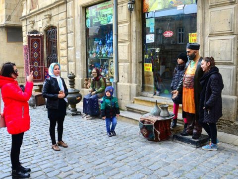 Bu il Azərbaycana gələn turistlərin sayı AÇIQLANDI