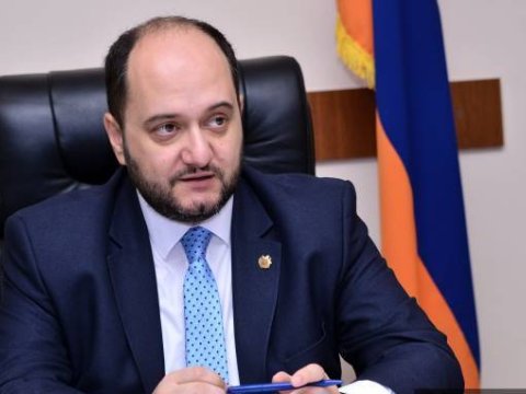 Araik Arutunyan istefaya göndərildi