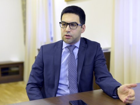Ermənistanda daha bir nazir istefaya göndərilir