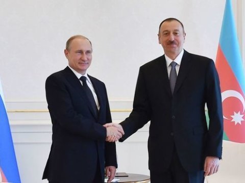 Putin İlham Əliyevlə Qarabağdan danışdı