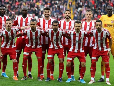 “Qarabağ”ın rəqibində koronavirus şoku