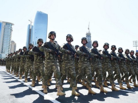 Səfərbərliyə cəlb edilən tələbələrlə bağlı QƏRAR verildi
