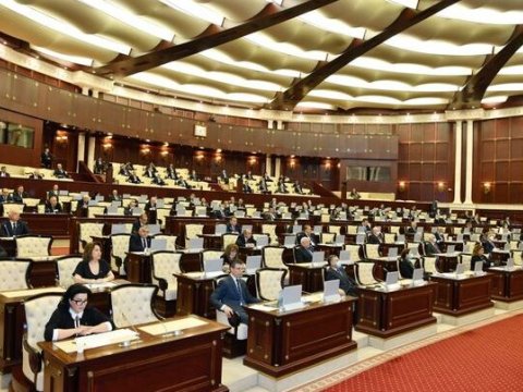 Milli Məclisdə Fransaya etiraz bəyanatı qəbul olundu