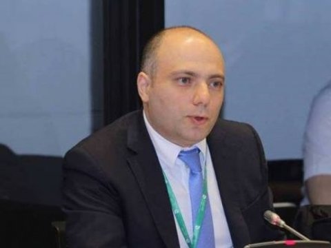Mədəniyyət naziri Füzulidəki məsciddə - VİDEO