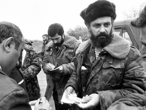 Milli Qəhrəmanın məzarı azadlığa qovuşdu - FOTO