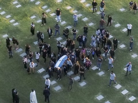 Maradona dəfn olundu - FOTO