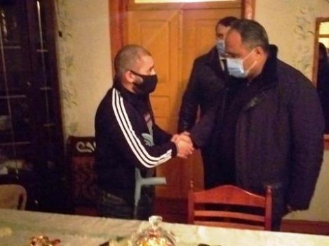 Goranboyun icra başçısı Vətən Müharibəsi qazilərini ziyarət etdi - FOTO