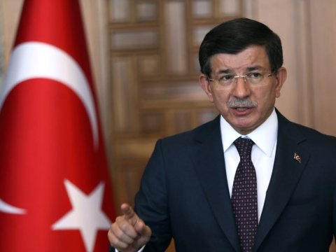 Əhməd Davudoğlu koronavirusa yoluxdu