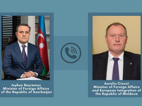 Ceyhun Bayramov moldovalı həmkarı ilə telefonla danışdı