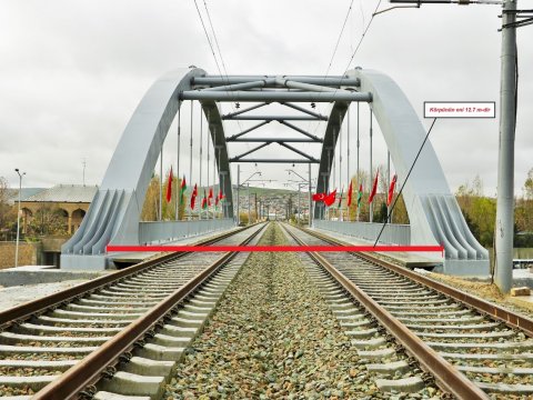 Dəmir yolu körpüsünün tikintisi yekunlaşdı - FOTO