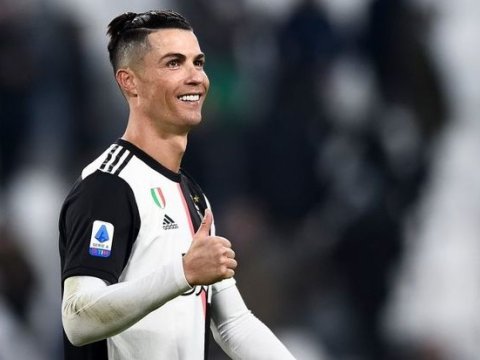 Ronaldu Messini üstələyərək daha bir mükafata sahib oldu