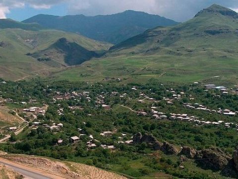 Zəngəzurda 750 metr geri çəkilməyə məcbur olan ermənilər - Zahid Oruc YAZIR