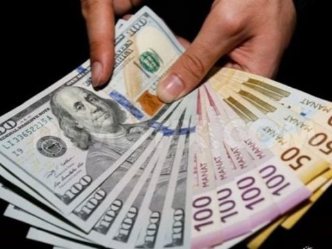 Manat həftəyə belə başladı