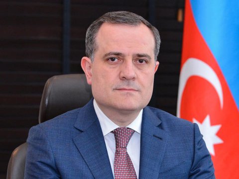Ceyhun Bayramov İrana gedir