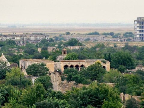Ermənilər Pənahəli xanın sarayını dağıdıblar - FOTOLAR