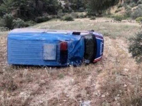 Türkiyədə hərbi maşın aşdı, 5 əsgər yaralandı