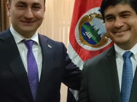 Səfiri etimadnaməsini Prezidentə təqdim etdi - FOTO