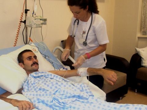 Xəstəxanalarda 919 hərbçi müalicə alır - Prezidentin köməkçisi