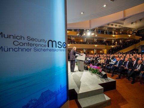 Münhen Təhlükəsizlik Konfransı təxirə salındı