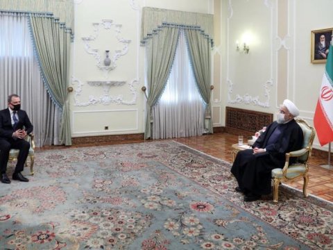 Ruhani Qarabağın azad edilməsindən məmnundur - Tehranda GÖRÜŞ