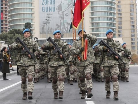 Zəfər paradından FOTOLAR