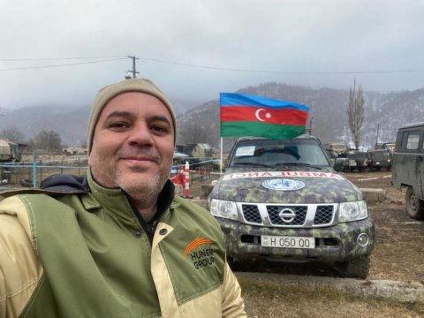 Cəbhədən yaralı daşıyan jurnalist: “28 ildən sonra Şuşada cümə namazı qıldıq” - MÜSAHİBƏ