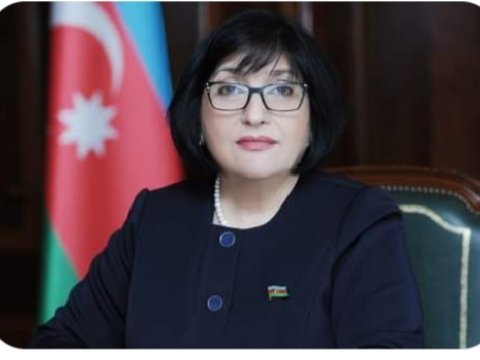 Spiker deputatları şəhid ailələrinə dəstək verməyə çağırdı